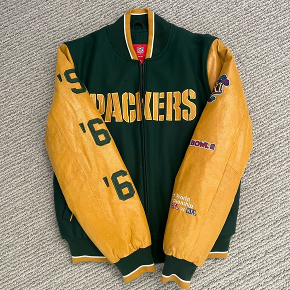Green Bay Packers 3-Time Super Bowl Champions Varsity Jacket - Women's Medium - Picture 3 of 6